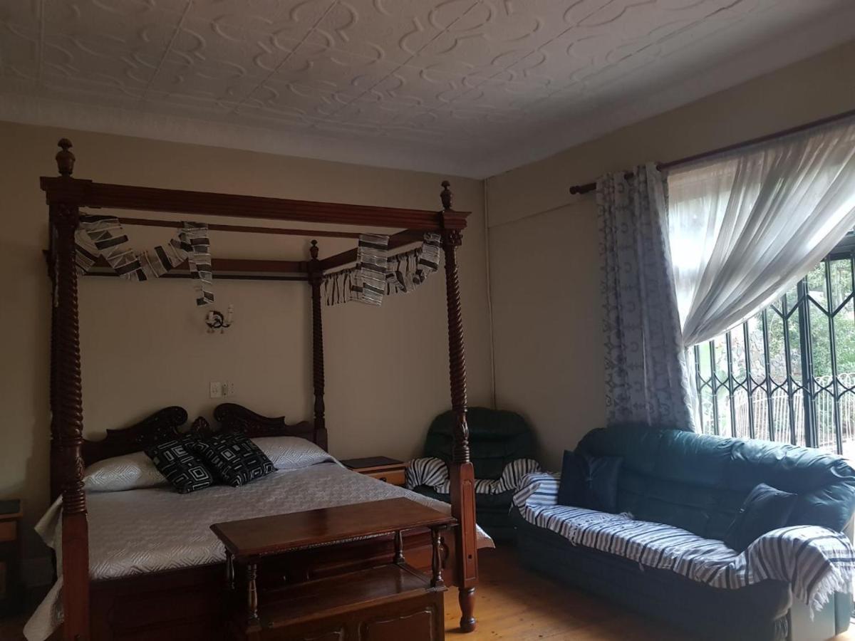יוהנסבורג Upper Houghton Guesthouse מראה חיצוני תמונה